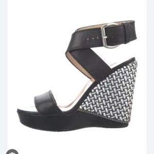 Stuart Weitzman wedges. In an excellent condition, like new.